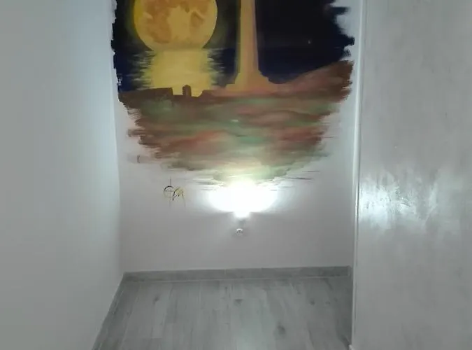 Alojamento de Acomodação e Pequeno-almoço La Colonna 4*